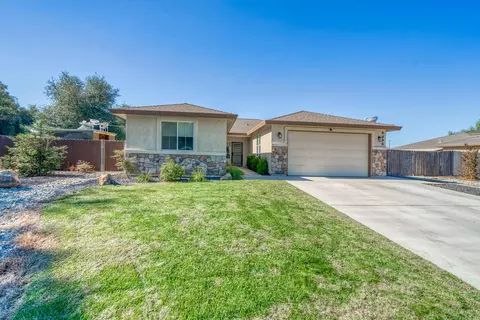 6498 Beretta Ln, Redding, CA 96001 photo 2