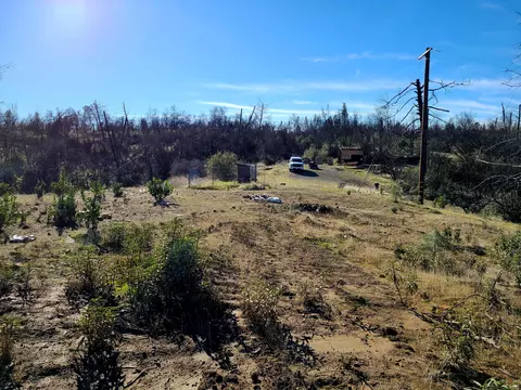 6917 Placer Rd, Redding, CA 96001
