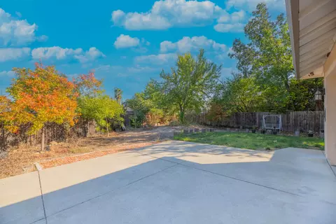 5442 Cedars Rd, Redding, CA 96001 photo 9