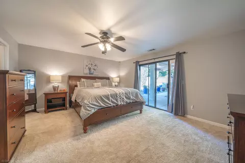 6928 Yvonne Ct, Redding, CA 96001 photo 22