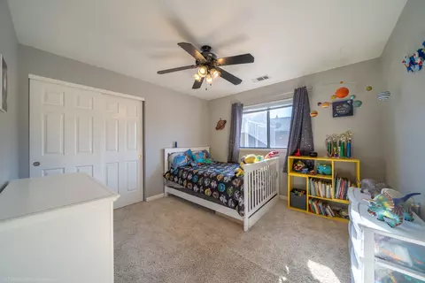 6928 Yvonne Ct, Redding, CA 96001 photo 19