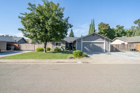 6928 Yvonne Ct, Redding, CA 96001 photo 3