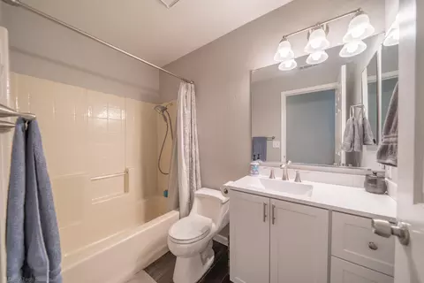 6928 Yvonne Ct, Redding, CA 96001 photo 20