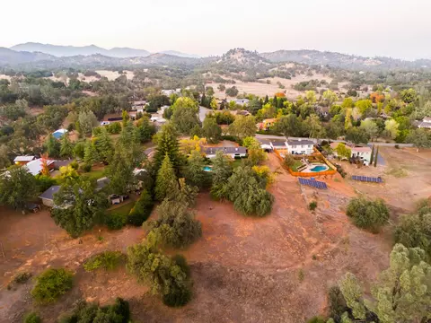 16111 Plateau Cir, Redding, CA 96001 photo 27