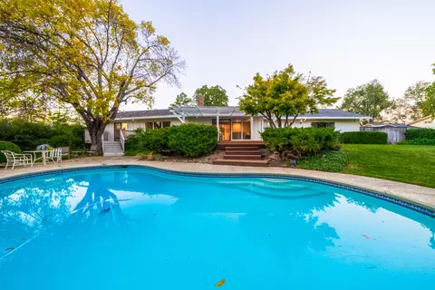 16111 Plateau Cir, Redding, CA 96001 photo 12