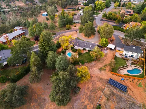 16111 Plateau Cir, Redding, CA 96001 photo 28