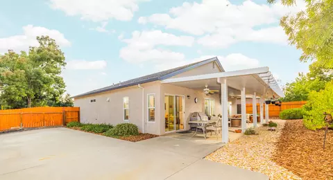495 David Ave, Red Bluff, CA 96080 photo 2