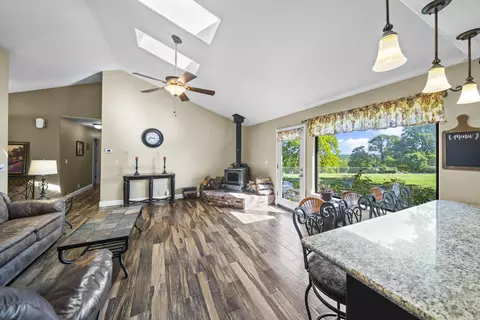 12080 Happy Trail Dr, Red Bluff, CA 96080 photo 9