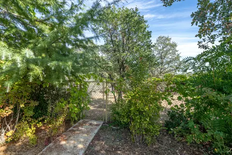 485 Teakwood Dr, Redding, CA 96003 photo 41