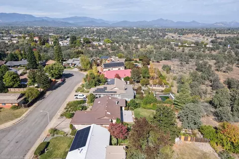485 Teakwood Dr, Redding, CA 96003 photo 45
