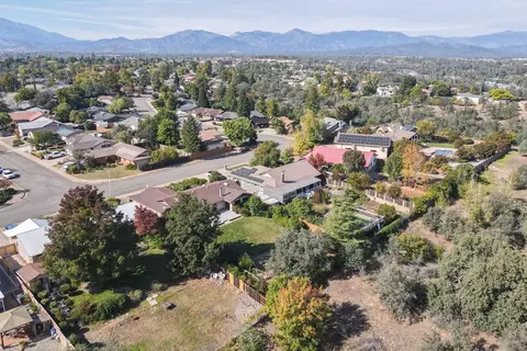 485 Teakwood Dr, Redding, CA 96003 photo 46