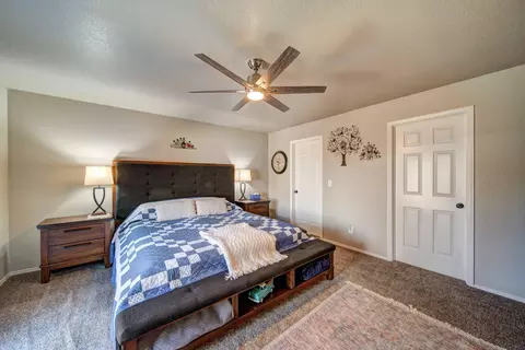 6937 Yvonne Ct, Redding, CA 96001 photo 23