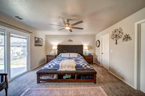 6937 Yvonne Ct, Redding, CA 96001 photo 24