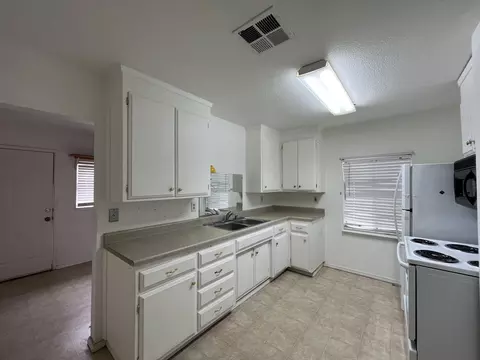 2107 Grape Ave, Redding, CA 96001 photo 5