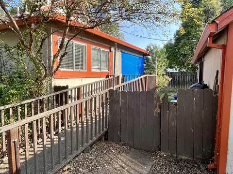2107 Grape Ave, Redding, CA 96001 photo 16
