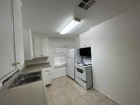 2107 Grape Ave, Redding, CA 96001 photo 6