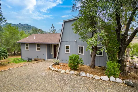 14328 Indian Acres Trl, Redding, CA 96003 photo 2