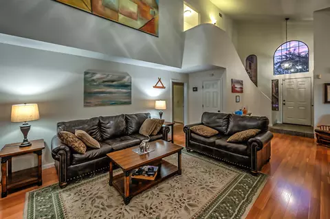 571 Armando Ave, Redding, CA 96003 photo 9