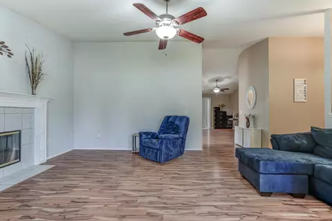 6679 Waterford Dr, Redding, CA 96001 photo 3