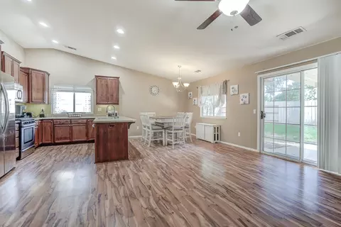 6679 Waterford Dr, Redding, CA 96001 photo 10