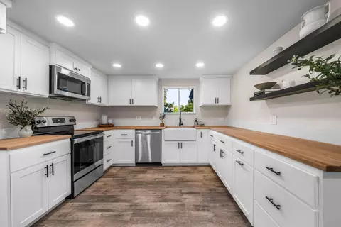 1245 Olive Ave, Redding, CA 96001 photo 8