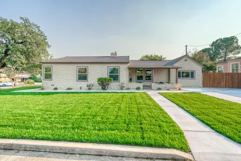 2415 Gold St, Redding, CA 96001