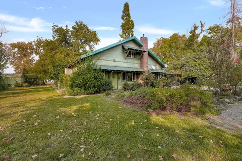 2626 N Bonnyview Rd, Redding, CA 96001 photo 5
