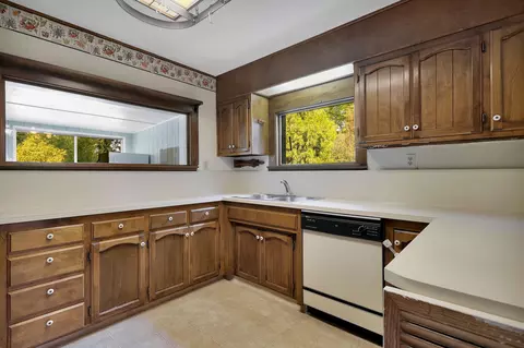 2626 N Bonnyview Rd, Redding, CA 96001 photo 15