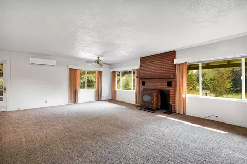 2626 N Bonnyview Rd, Redding, CA 96001 photo 11