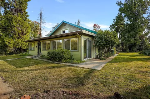 2626 N Bonnyview Rd, Redding, CA 96001 photo 6