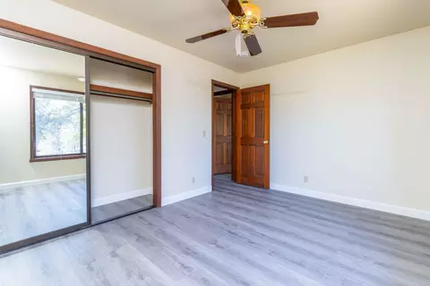 Bedroom - 19402 Covey Rd, Redding, CA 96003 photo 3 of 4