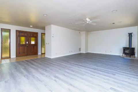 Living - 19402 Covey Rd, Redding, CA 96003 photo 1 of 3