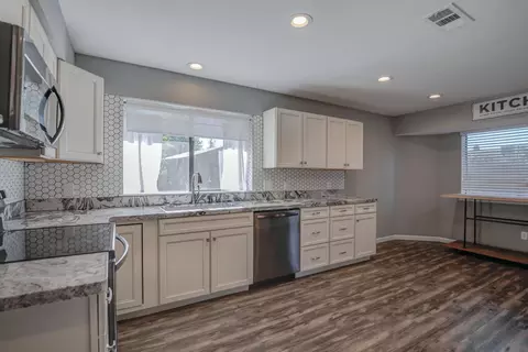 2886 Uranium Ct, Redding, CA 96003 photo 9