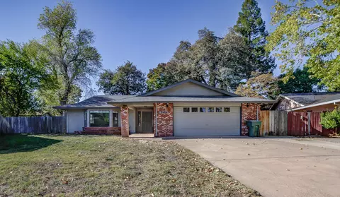 2886 Uranium Ct, Redding, CA 96003