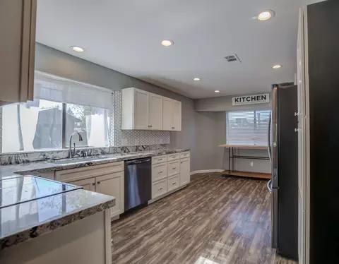 2886 Uranium Ct, Redding, CA 96003 photo 8