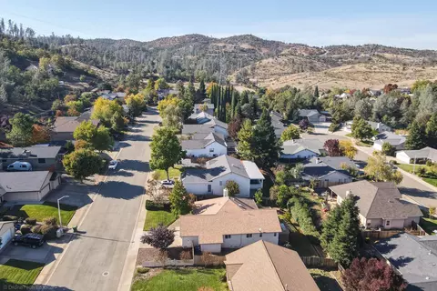4957 Tralee Ln, Redding, CA 96001 photo 40