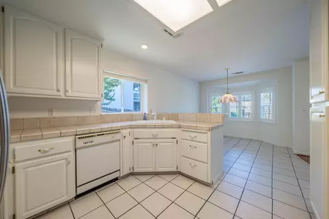 4957 Tralee Ln, Redding, CA 96001 photo 14