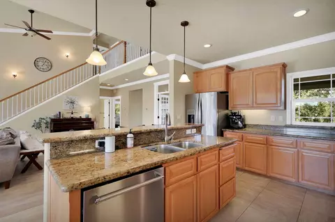 20901 Old 44 Dr, Redding, CA 96003 photo 16