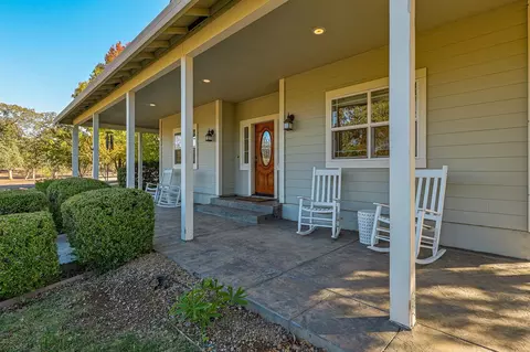 20901 Old 44 Dr, Redding, CA 96003 photo 3
