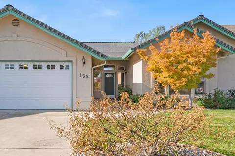 168 Franciscan Trl, Redding, CA 96003