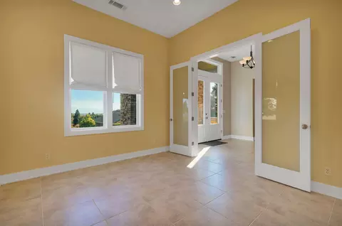 1054 Bianca Walk, Redding, CA 96001 photo 52