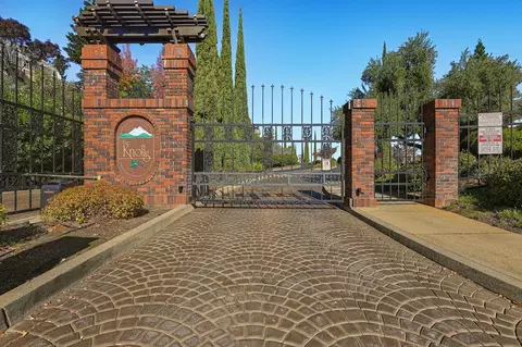 1054 Bianca Walk, Redding, CA 96001 photo 62