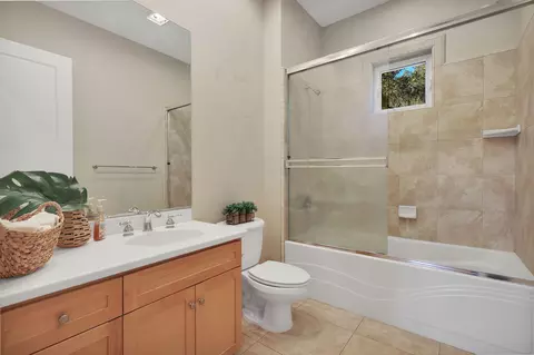 1054 Bianca Walk, Redding, CA 96001 photo 38