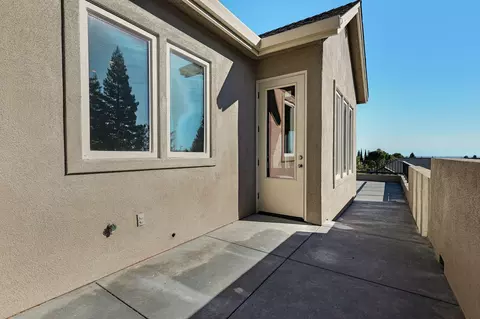 1054 Bianca Walk, Redding, CA 96001 photo 55