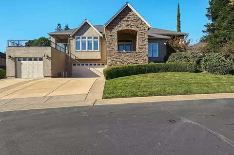 1054 Bianca Walk, Redding, CA 96001