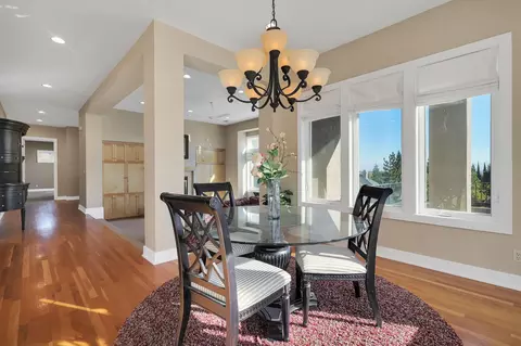 1054 Bianca Walk, Redding, CA 96001 photo 41