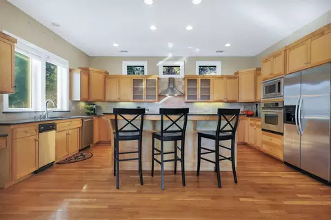 1054 Bianca Walk, Redding, CA 96001 photo 14