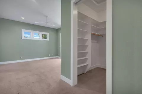 1054 Bianca Walk, Redding, CA 96001 photo 18