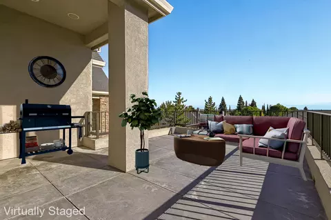 1054 Bianca Walk, Redding, CA 96001 photo 17