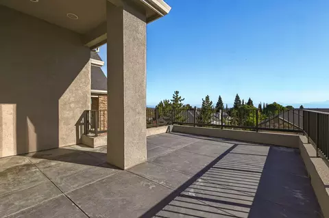1054 Bianca Walk, Redding, CA 96001 photo 30